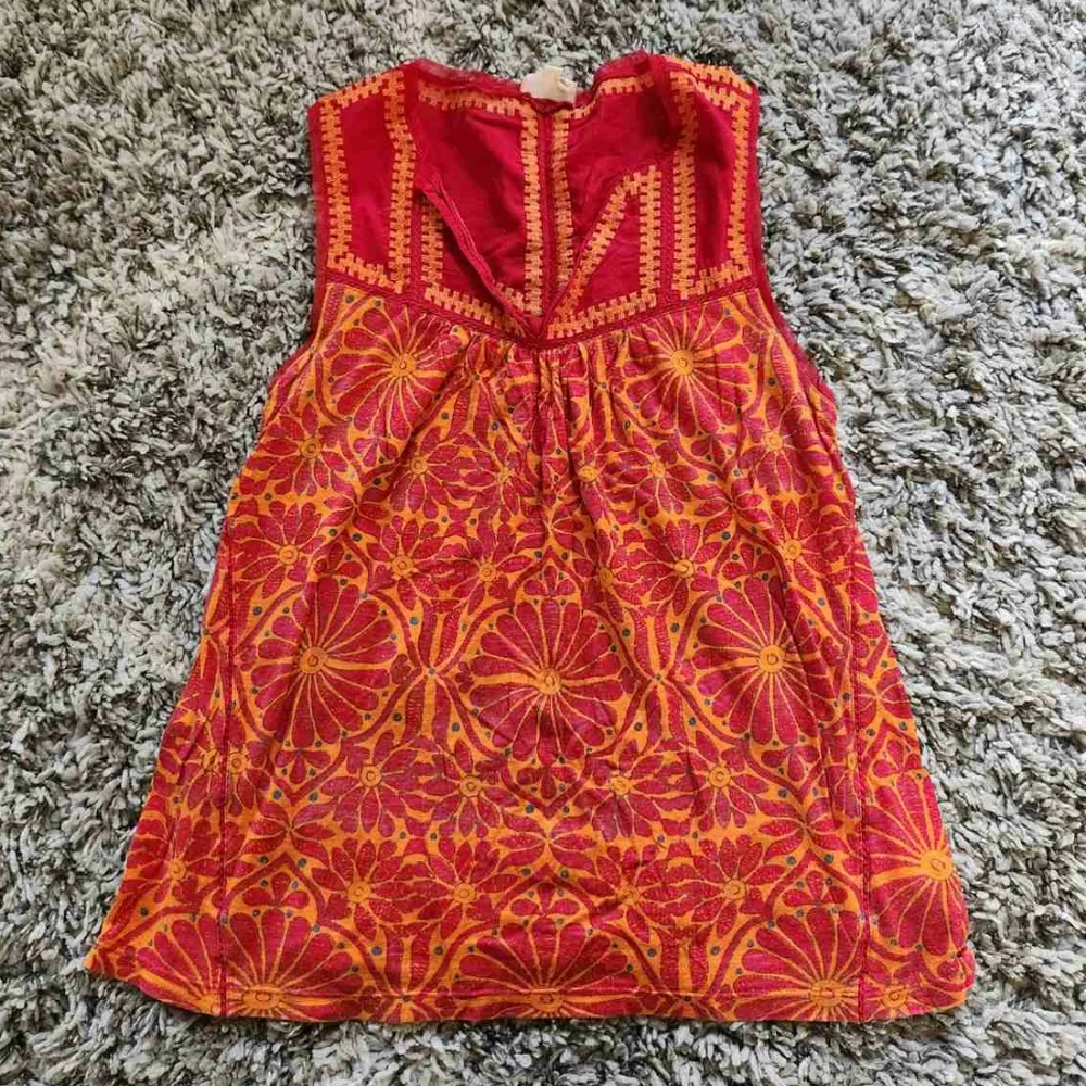 Meadow Rue XS Red & Orange Floral Tank